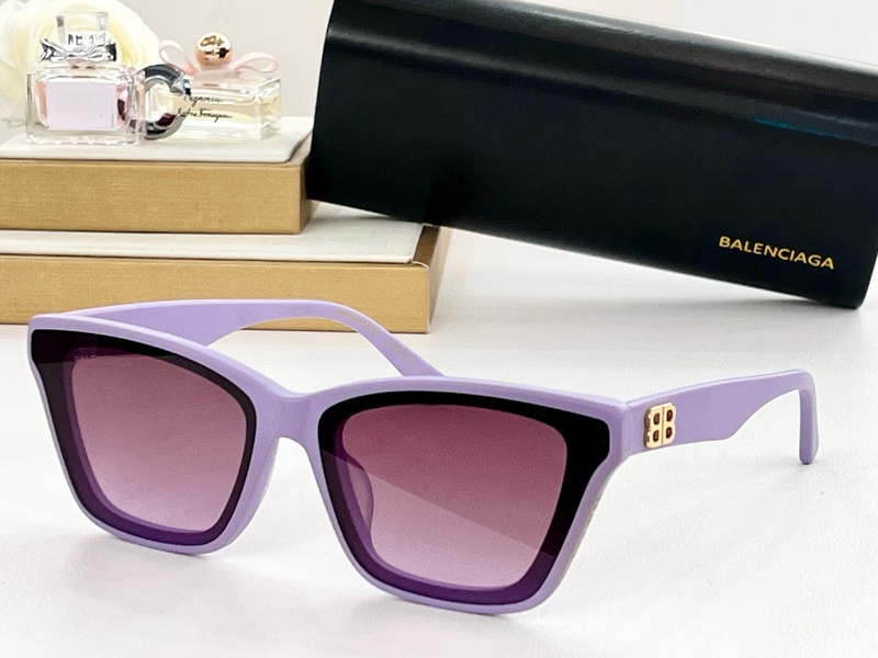 Balenciaga Sunglasses 200